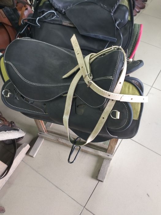 Седло кавалерийское