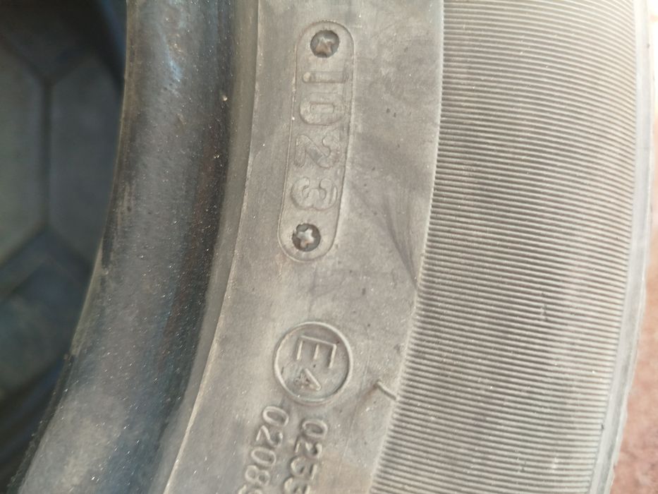 Продам шины в хорошем состояние