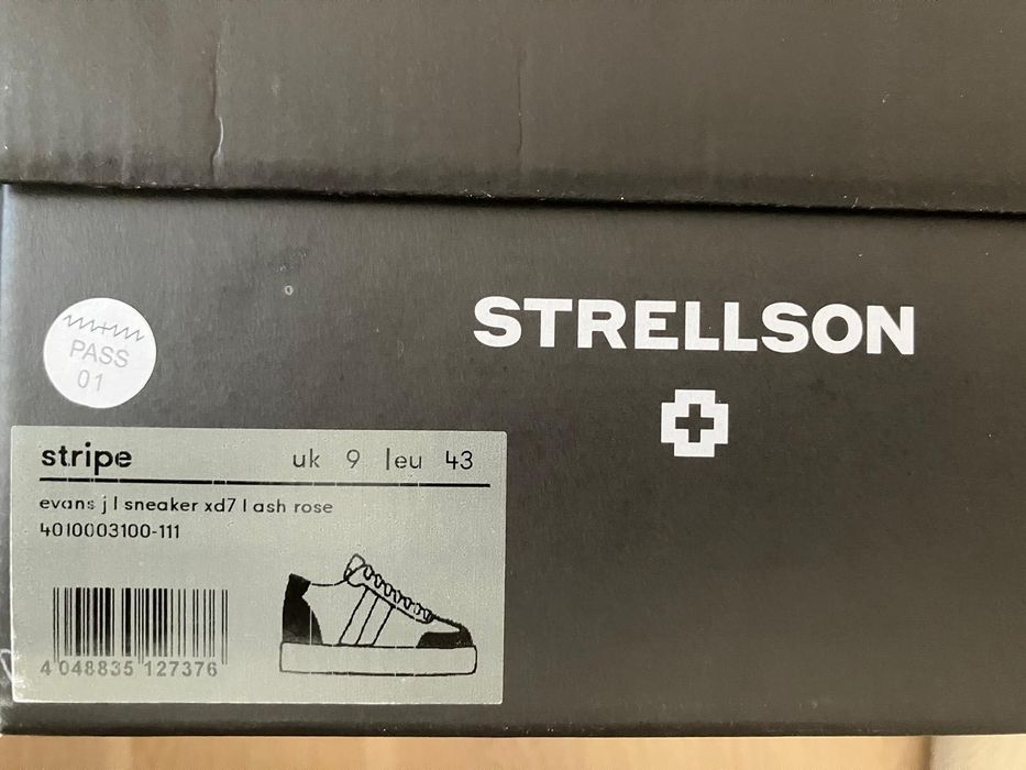 Обувки Sterllson