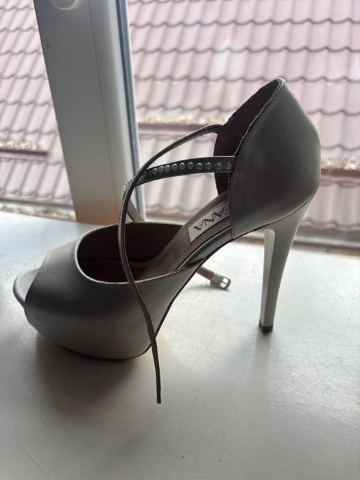 Sandale Stefana marimea 38