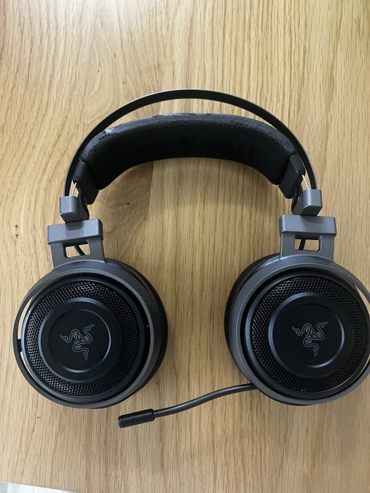 Слушалки Razer Nari Ultimate