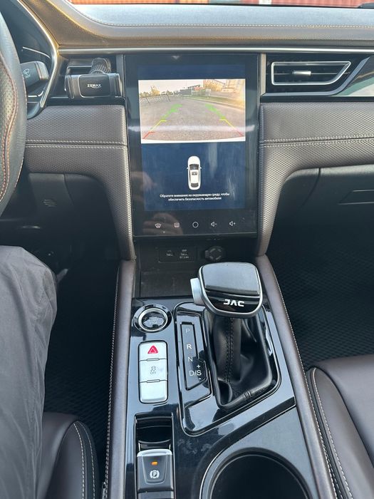 Продам машину Jac J7