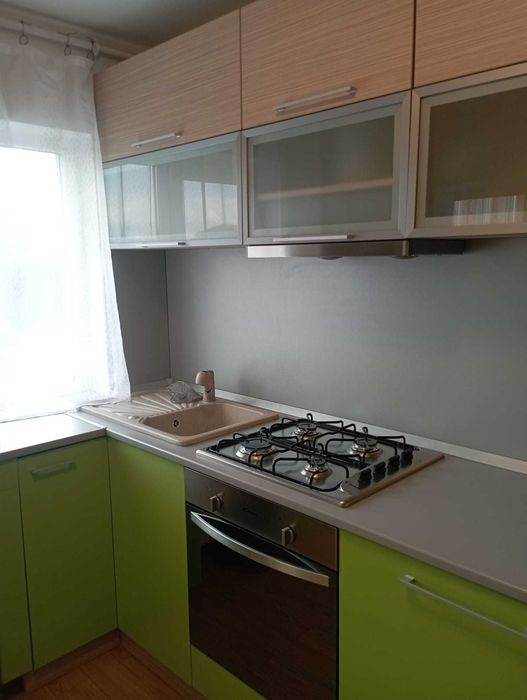 Apartament 2 camere decomandat-etaj3-zona Miorita Deva