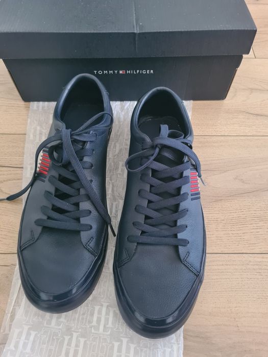 Sneakers albastrii Tommy Hilfiger piele ecologica mărime 44, purtați