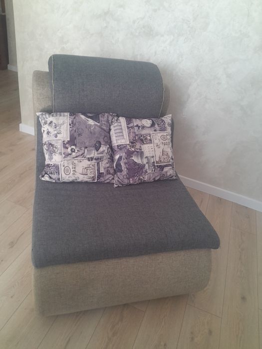 Продаю диван и кресло  б/у