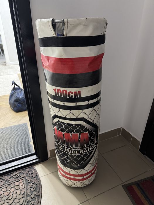 Боксёрская груша