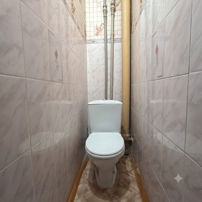 Продам 2 ком квартиру в центре