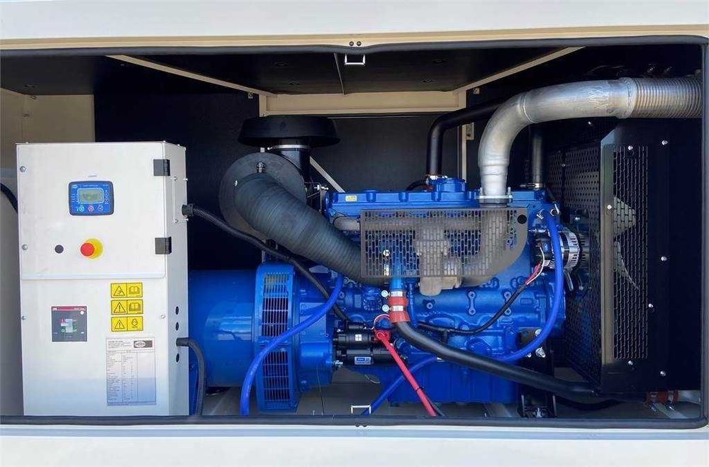 Generator Perkins 220 kVA Nou Grup Electrogen Diesel pentru Santier Fabrica Balastiera Statie Betoane