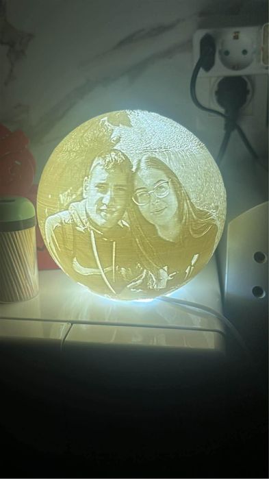 Персонализирана литография – уникален 3D принтиран подарък