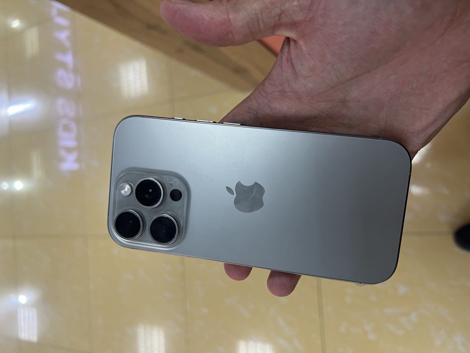 Продам Iphone 16 pro, айфон 16 про