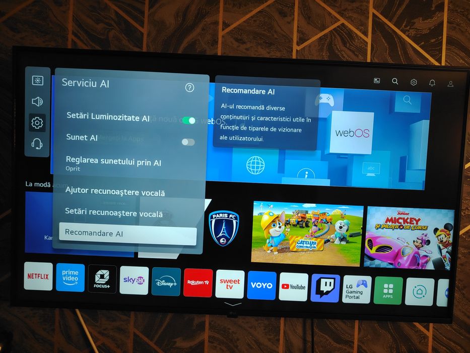 TV LG Ultra HD 108 cm