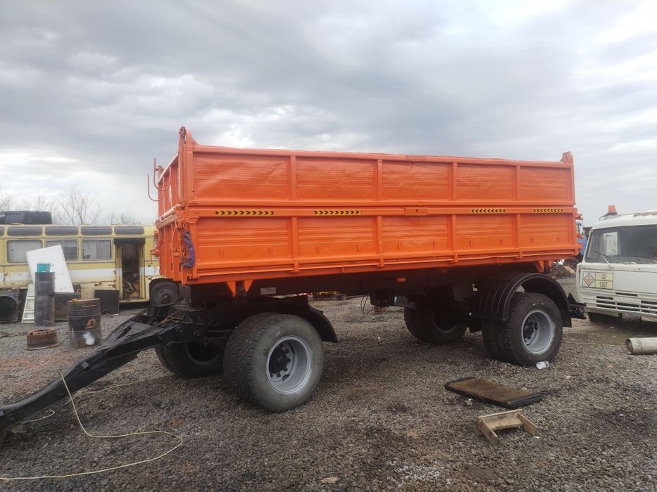 Прицеп самосвал 2013г