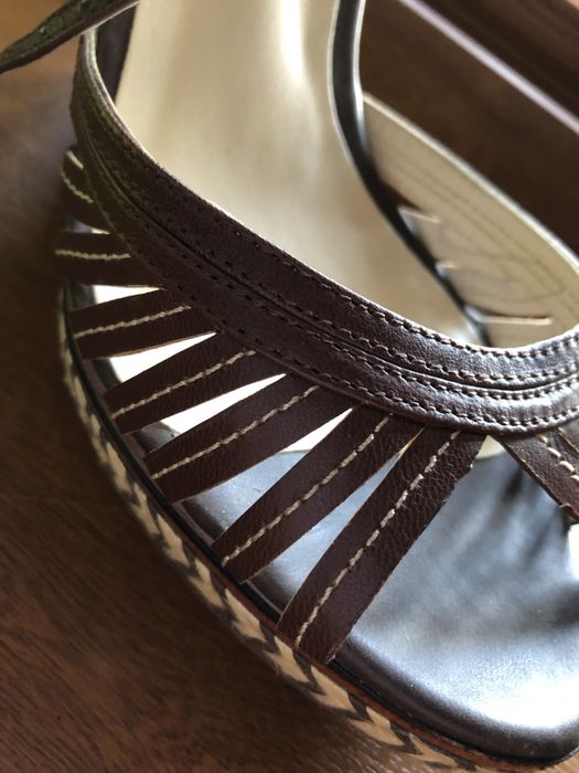 Босоножки на платформе