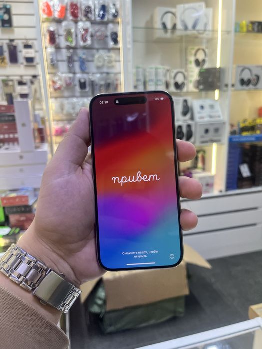 Продам IPhone 15 pro 128 gb