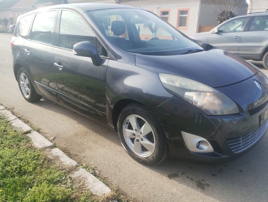 Renault grand scenic xmod