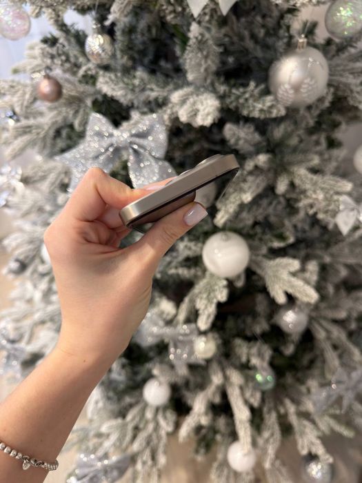 Продам iphone 15 pro 256gb в идеале