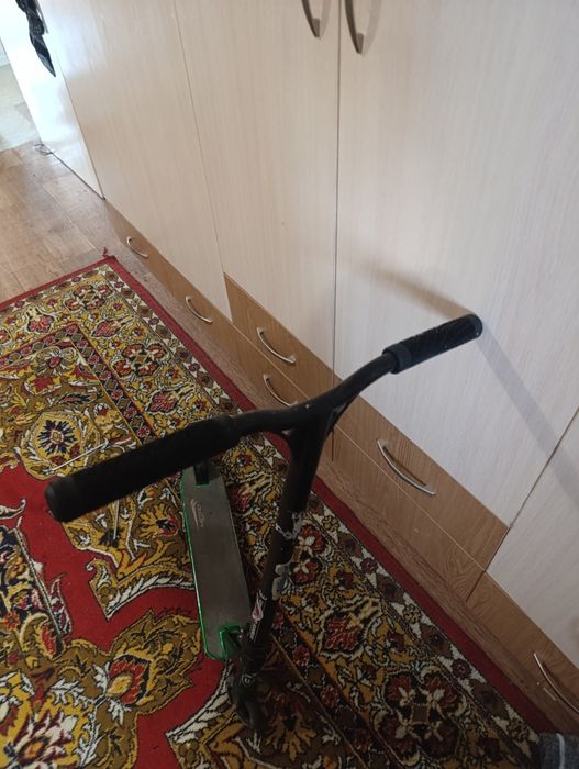 Самокат трюковой