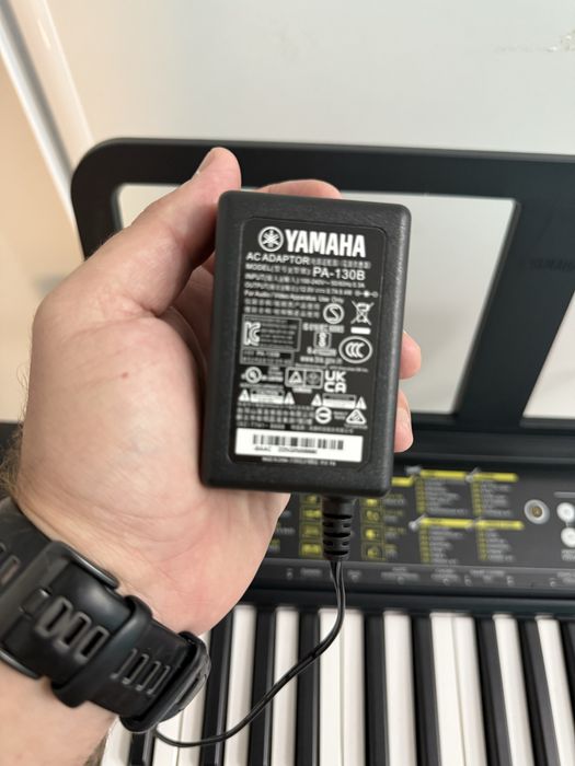 Orga Yamaha PSR F52 aprope noua, stare exceptionala