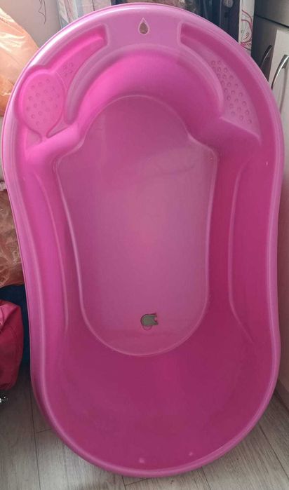 Продам детскую ванночку и горшок
