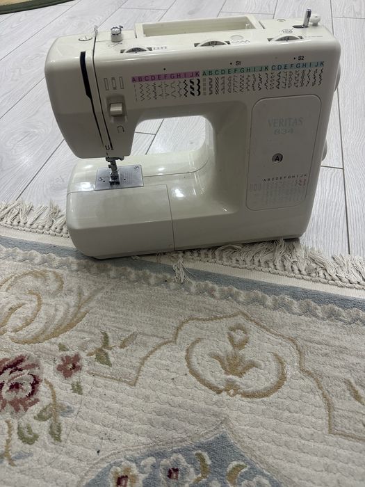 Продается швейная машина