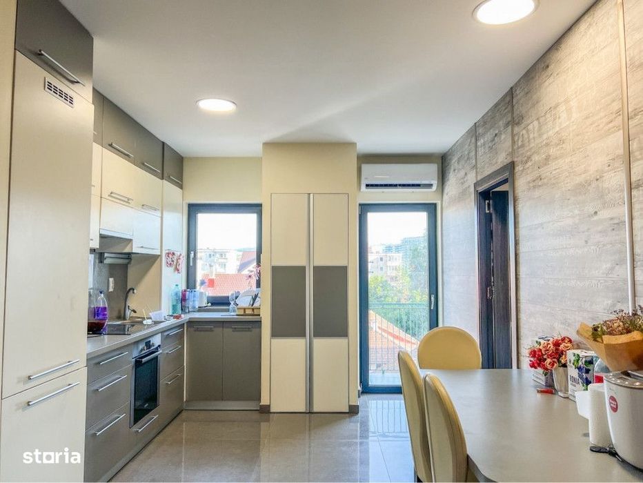 Apartament 4 camere | 2 bai | Intre Lacuri | FSEGA | Iulius | Parcare!