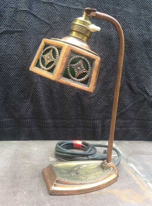 Настолна лампа - сецесион. Началото на 20-век.