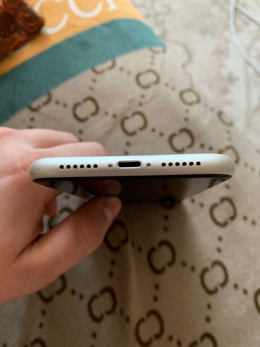 Айфон 11 торг есть