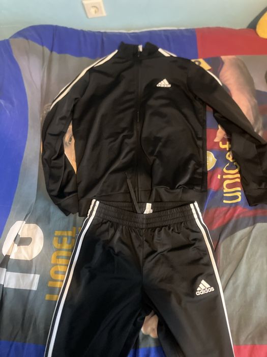 Спортен екип Basic adidas three stripes