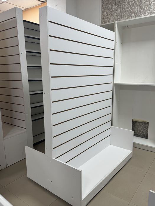 Продам стойку из эконом-панелей б/у