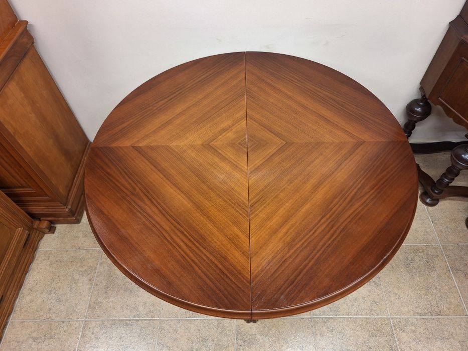 Маса за трапезария разтегателна