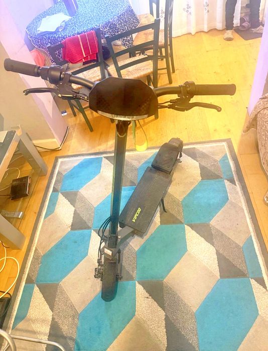Vând Trotineta Electrica Vipcoo VS3 stare excelenta