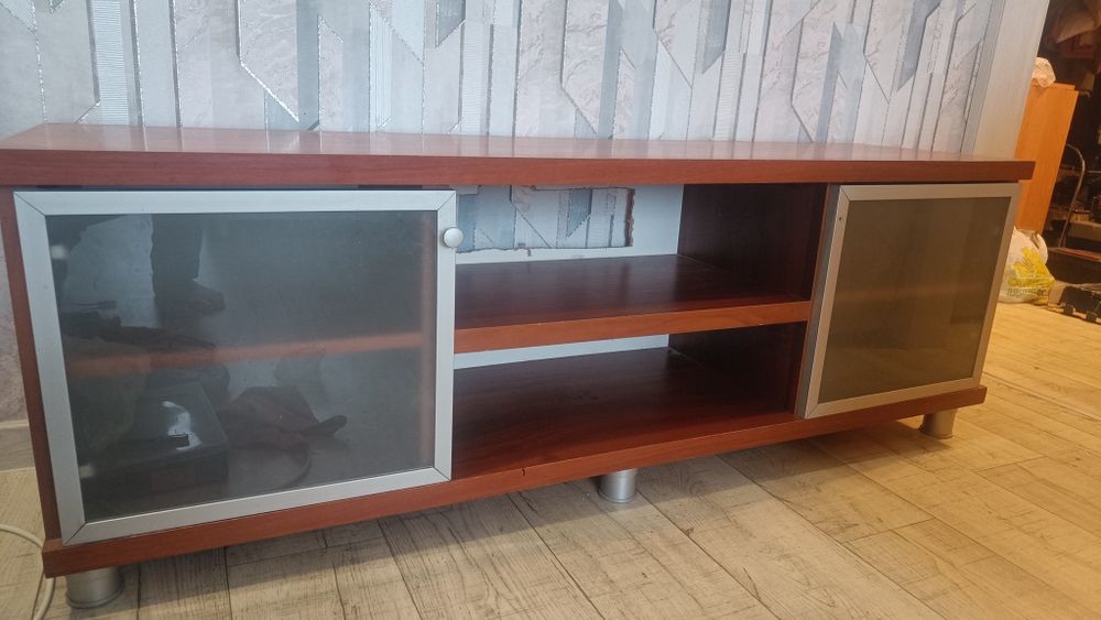 Тумба под телевизор