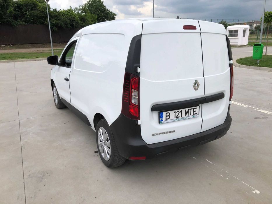 RENAULT Express 2024 — imagine 4