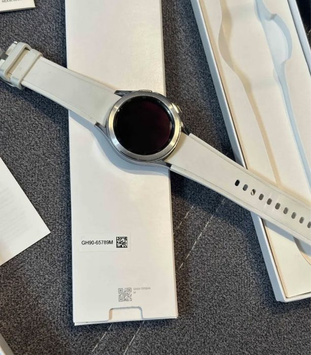 Продам Watch samsung