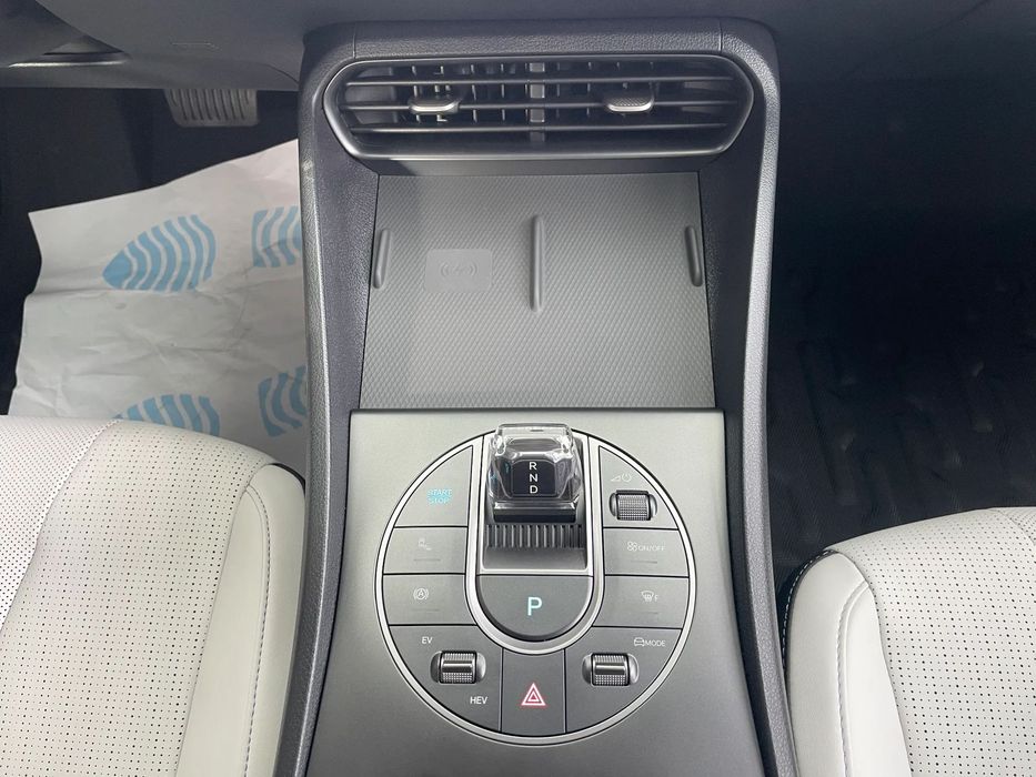 Byd Seal 5 BYD Seal-5 DM-i Plug-in Hybrid 212 CP