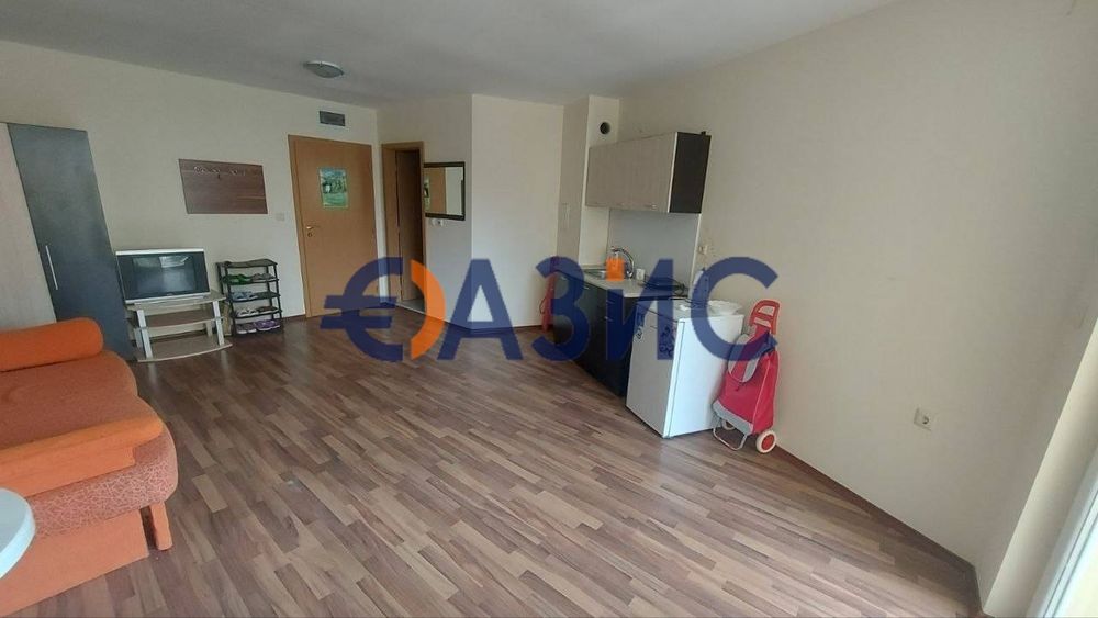 Продава се Едностаен апартамент в к.к. Слънчев бряг - 43 кв.м за 487 €/кв.м - Снимка #2