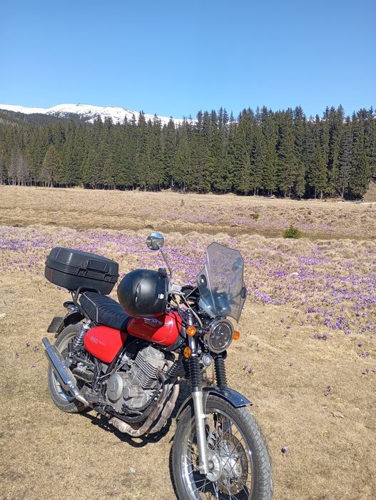 Vând  motocicleta Jawa 397cc