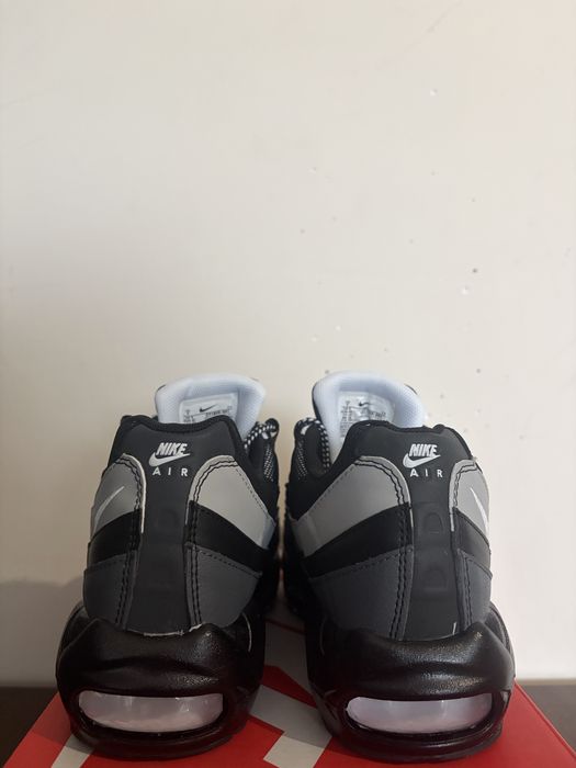 Nike Air Max 95 Essential Black Smoke Grey - 40,41,46