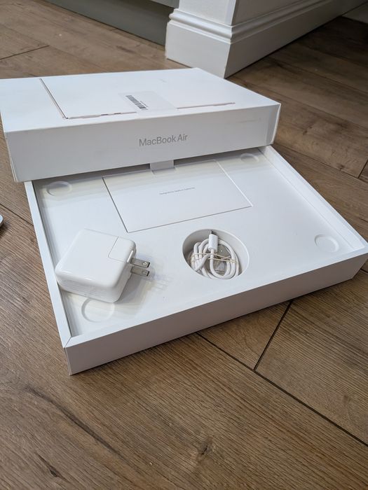 Apple MacBook Air M4 16/256