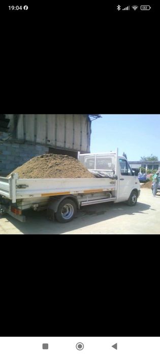 Transport nisip sorturi piatră spartă moloz