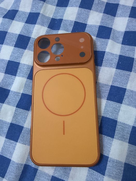 Iphone 16 pro max chexol