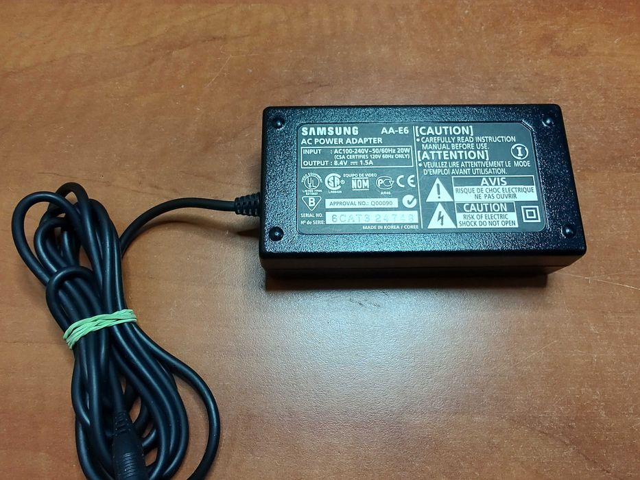 Alimentator Incarcator Foto Samsung AA-E6 AA-E7A 8.4V 1.5A