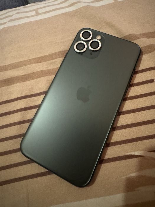 Продаю Iphone 11 PRO