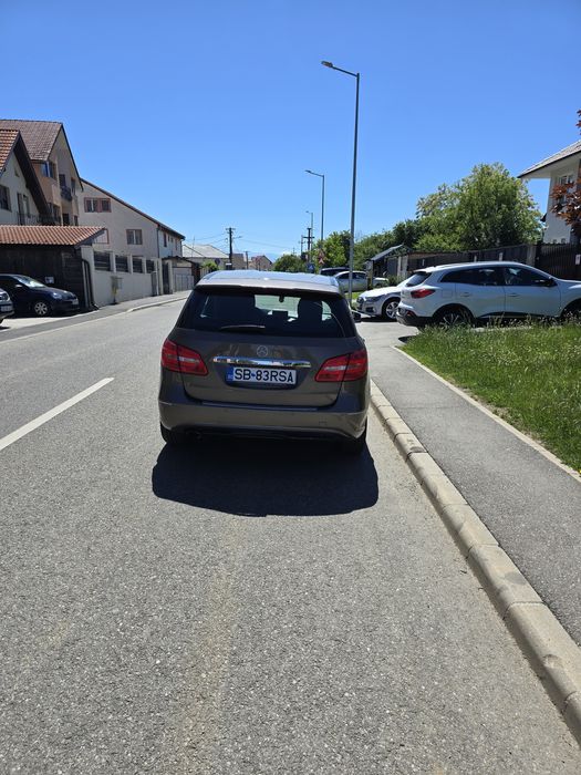 Mercedes -Benz B class