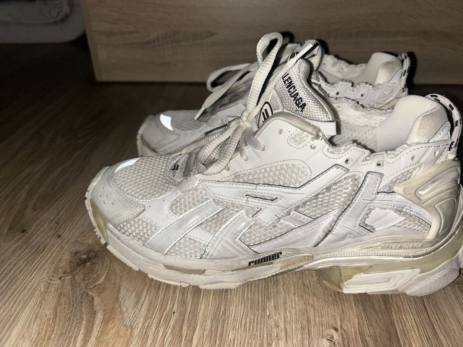 Продавам обувки BALENCIAGA 46 номер!