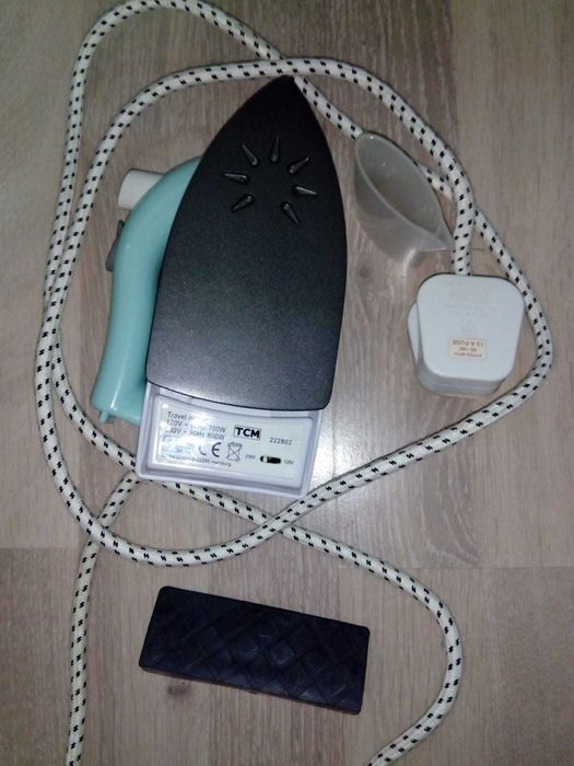 Fier de calcat de voiaj,nou.Bucuresti.Trimit si in provincie.