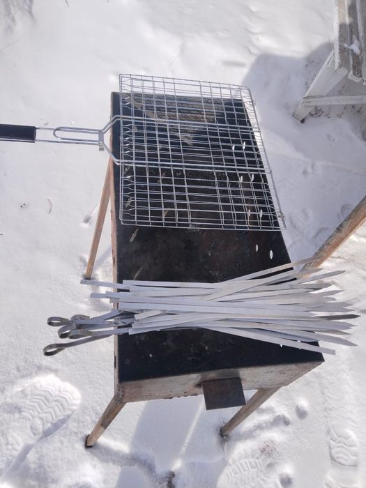 Мангал (в комплекте) продам