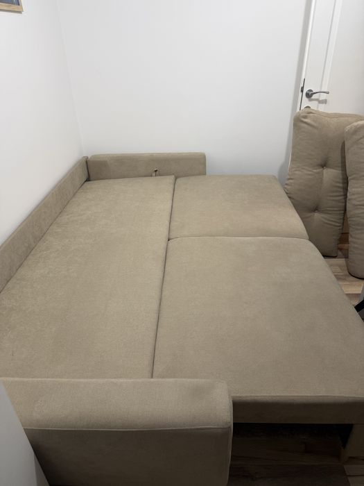 Vand canapea extensibila