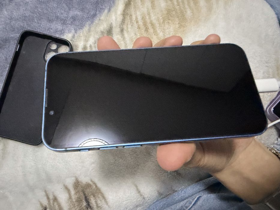 Iphone 13 mini.