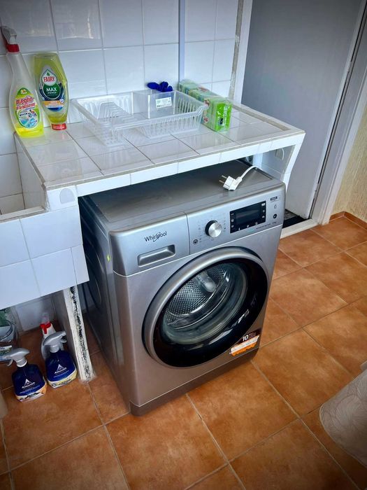 Дава се под наем Тристаен апартамент в Варна, Център - 72 кв.м за 229.5 € - Снимка #14